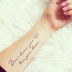 Letras escritas a mano para tatuajes