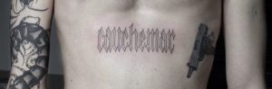 Tatuaje caligrafía gótica 11